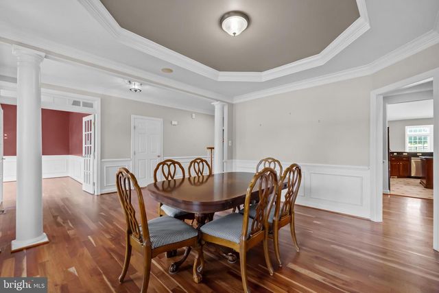 35987 BIRCH HOLLOW LN, Hillsboro, VA 20132