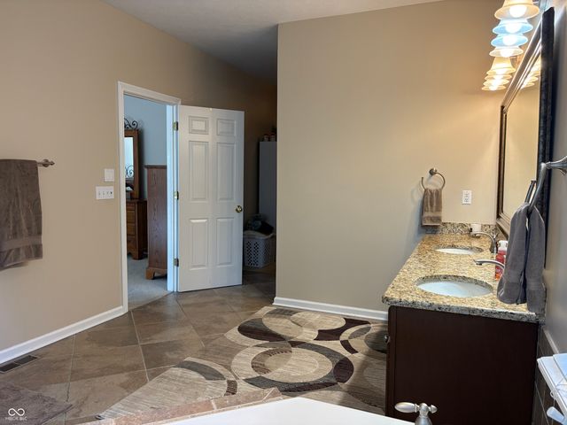8821 Bay Breeze Lane, Indianapolis, IN 46236