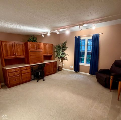 8821 Bay Breeze Lane, Indianapolis, IN 46236