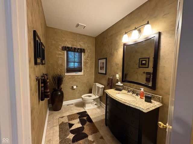 8821 Bay Breeze Lane, Indianapolis, IN 46236