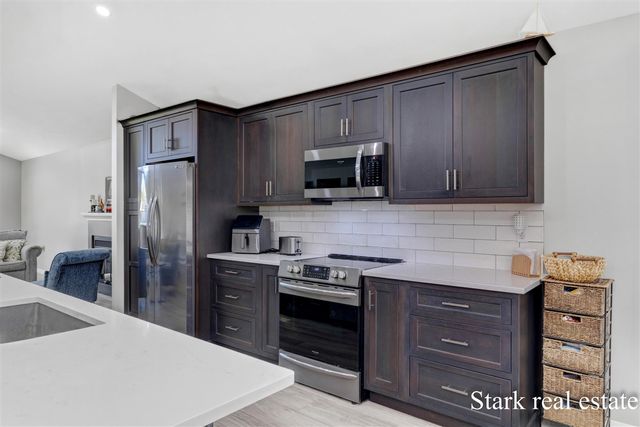 1636 Westwind Court, Muskegon, MI 49445