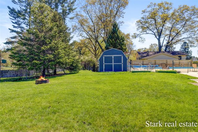 1636 Westwind Court, Muskegon, MI 49445
