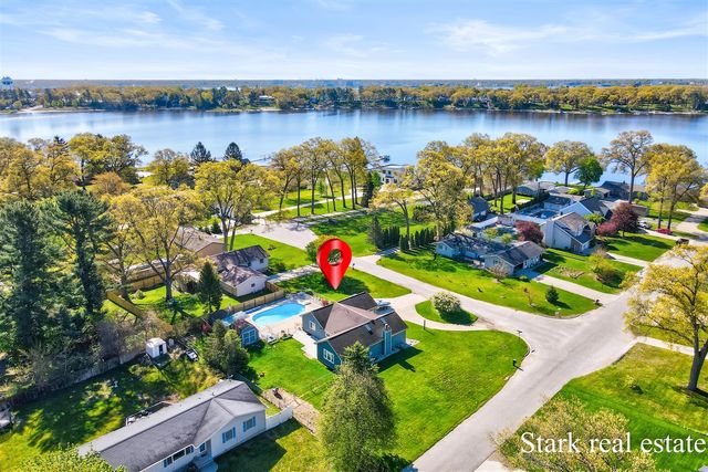 1636 Westwind Court, Muskegon, MI 49445