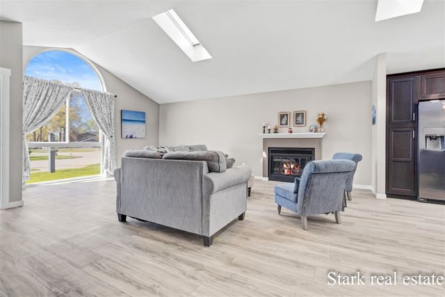 1636 Westwind Court, Muskegon, MI 49445