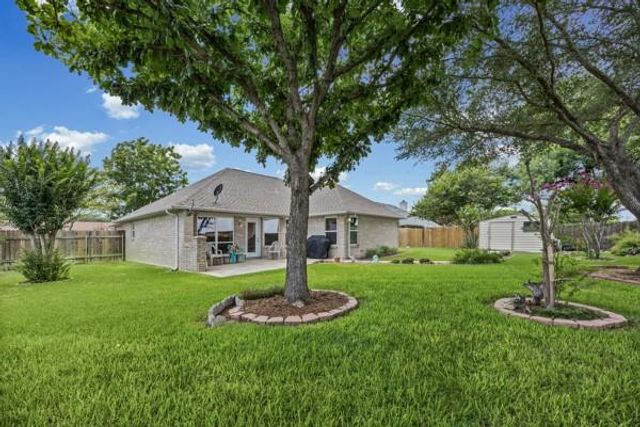 1510 Sunrise TER, Lockhart, TX 78644