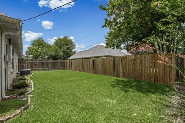 1510 Sunrise TER, Lockhart, TX 78644