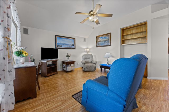 1510 Sunrise TER, Lockhart, TX 78644