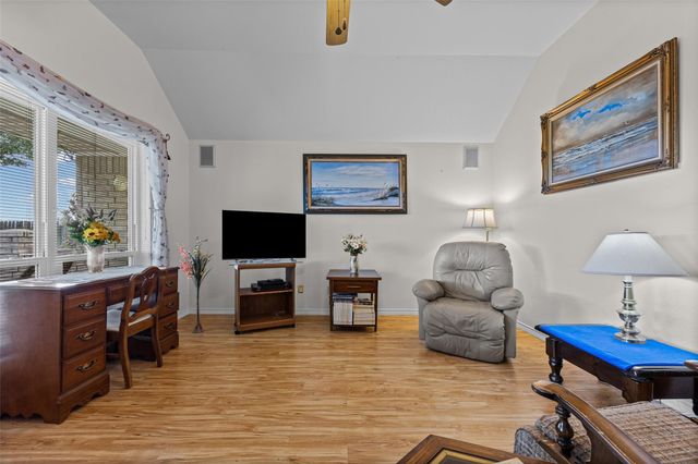 1510 Sunrise TER, Lockhart, TX 78644