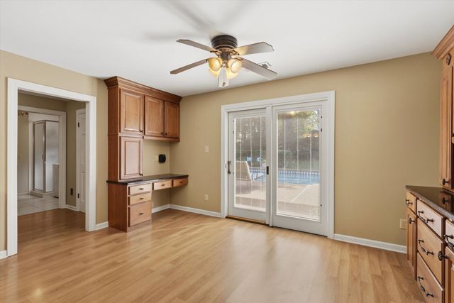 2252 COATHBRIDGE DR, Germantown, TN 38139