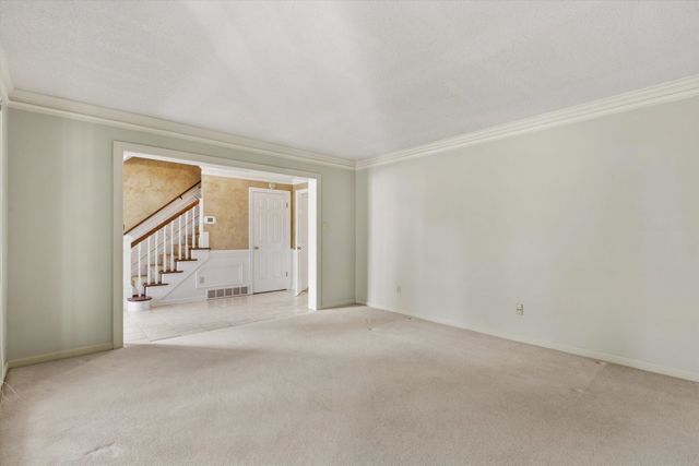 2252 COATHBRIDGE DR, Germantown, TN 38139
