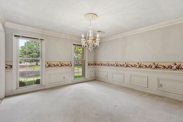 2252 COATHBRIDGE DR, Germantown, TN 38139