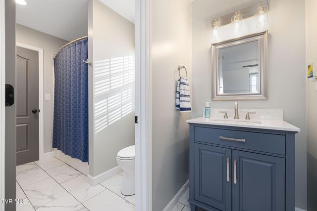 16 Taylor Ridge Court, Johnson City, TN 37601