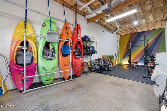 16 Taylor Ridge Court, Johnson City, TN 37601