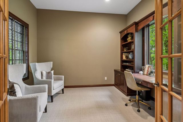 9001 Springwood Drive, Woodbury, MN 55125