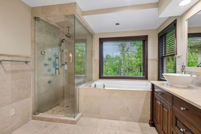 9001 Springwood Drive, Woodbury, MN 55125
