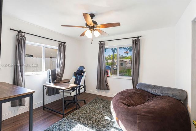 6451 Pershing St, Hollywood, FL 33024