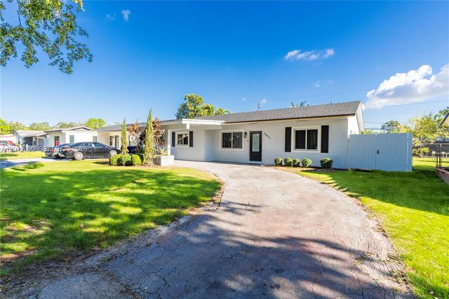 6451 Pershing St, Hollywood, FL 33024