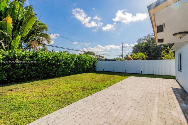 6451 Pershing St, Hollywood, FL 33024