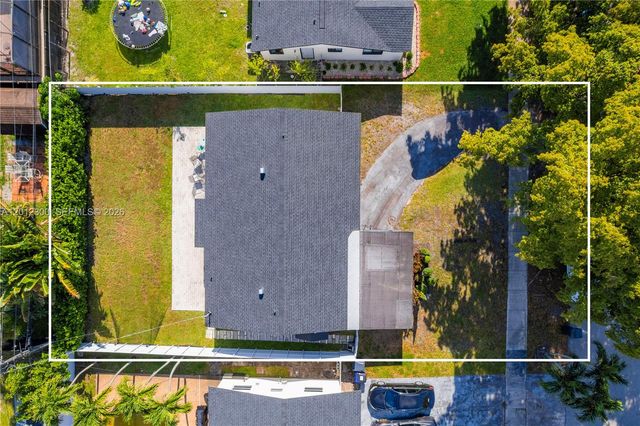 6451 Pershing St, Hollywood, FL 33024