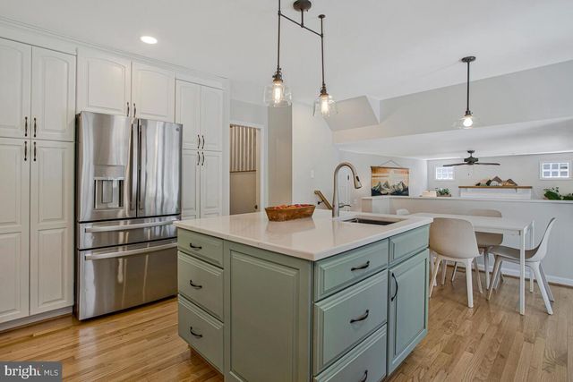 759 SPRINGBLOOM DR, Millersville, MD 21108