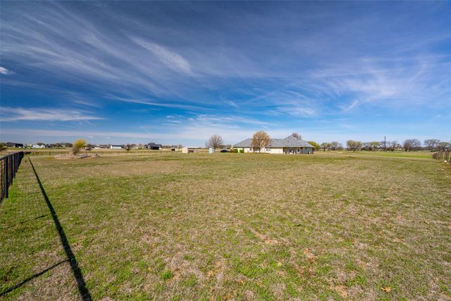 11431 Chisum Road, Sanger, TX 76266