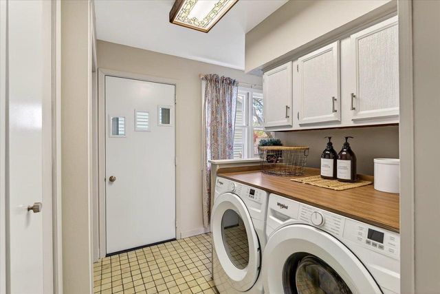 1431 Hooker Avenue, Madison, WI 53704