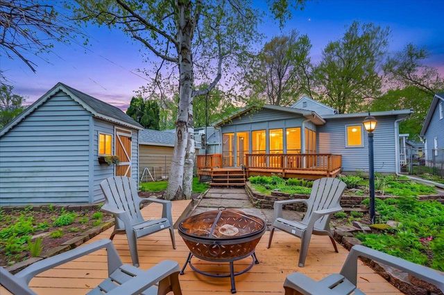 1431 Hooker Avenue, Madison, WI 53704