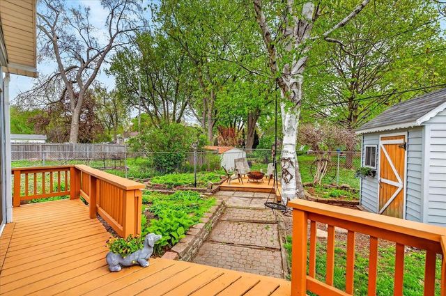 1431 Hooker Avenue, Madison, WI 53704
