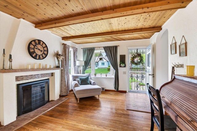 1431 Hooker Avenue, Madison, WI 53704