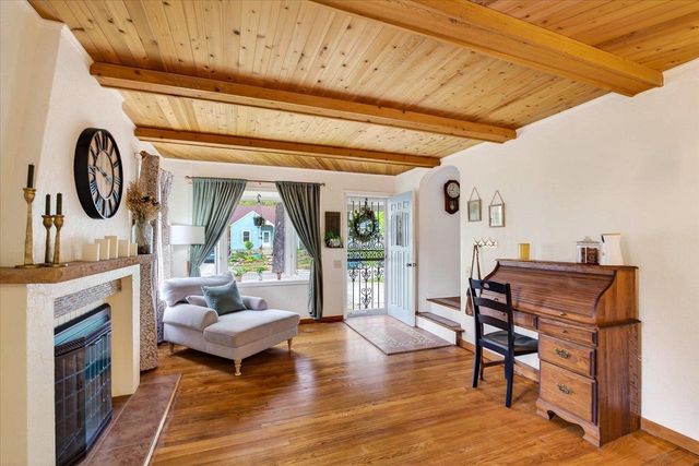 1431 Hooker Avenue, Madison, WI 53704