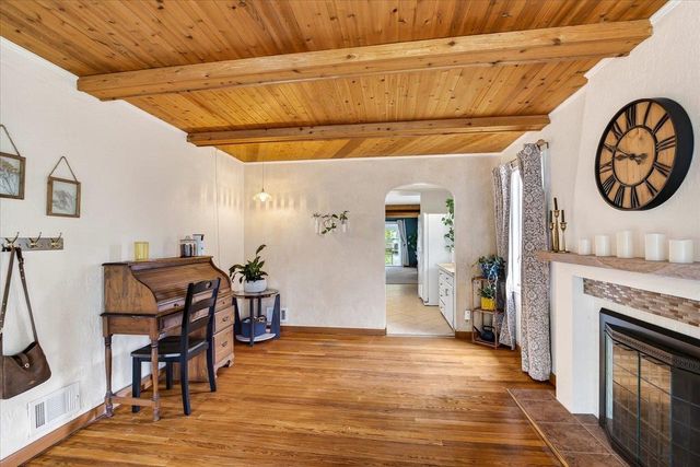 1431 Hooker Avenue, Madison, WI 53704