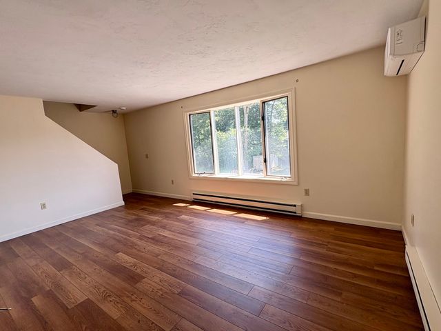 9 Greenhalge Street 0, Worcester, MA 01604