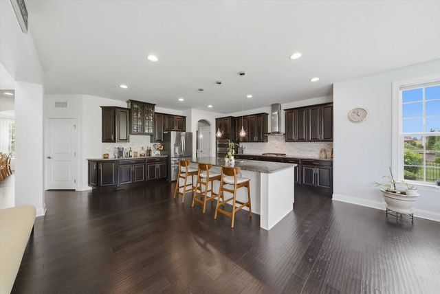 4836 Shumard Lane, Naperville, IL 60564