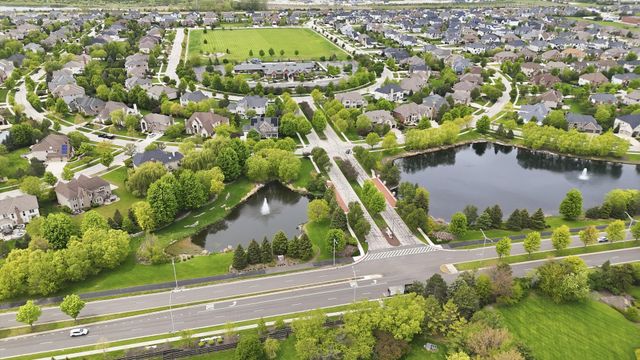 4836 Shumard Lane, Naperville, IL 60564