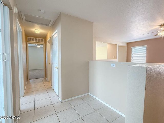 1042 S CLANCY Circle, Mesa, AZ 85208