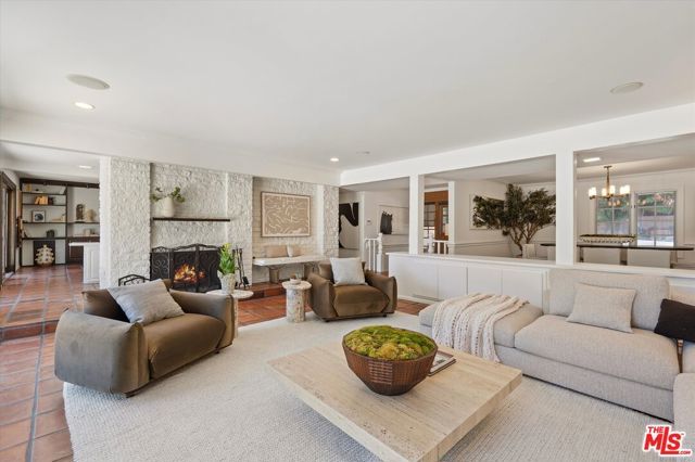 9830 Beeson Drive, Los Angeles, CA 90210