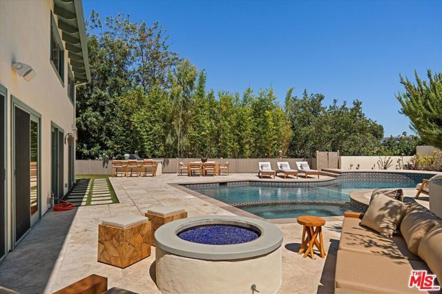 9830 Beeson Drive, Los Angeles, CA 90210