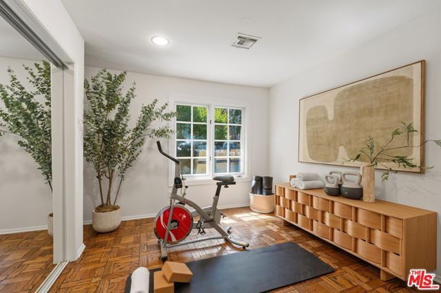 9830 Beeson Drive, Los Angeles, CA 90210