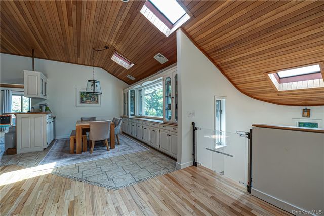 81 Manor Lane, Jamesport, NY 11947
