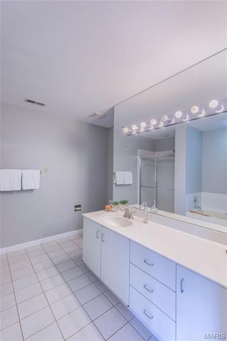 5600 Waterman Boulevard 2, St Louis, MO 63112