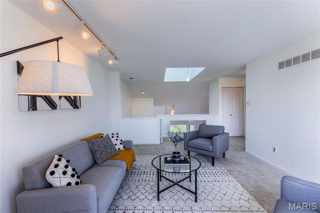 5600 Waterman Boulevard 2, St Louis, MO 63112