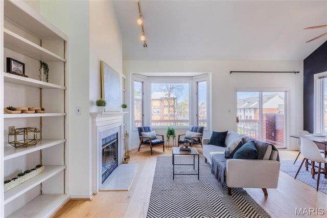 5600 Waterman Boulevard 2, St Louis, MO 63112