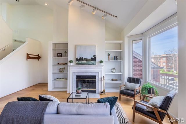 5600 Waterman Boulevard 2, St Louis, MO 63112