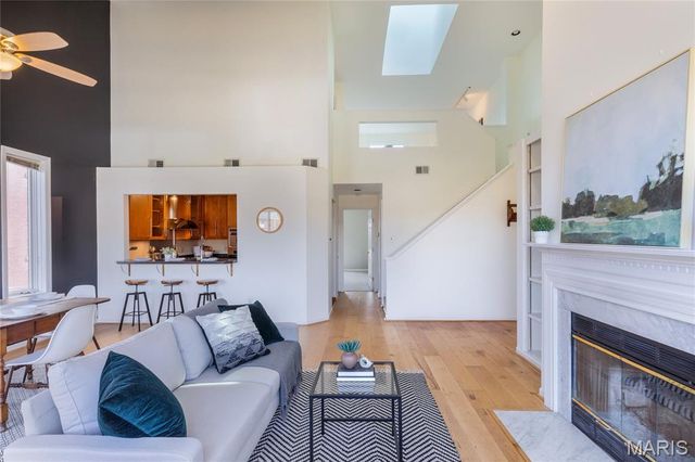 5600 Waterman Boulevard 2, St Louis, MO 63112