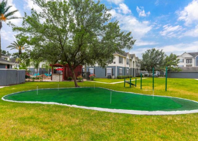 17111 Hafer Road 1235, Houston, TX 77090