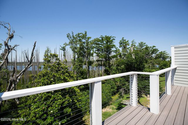 2689 Alvernia Drive, Castle Hayne, NC 28429