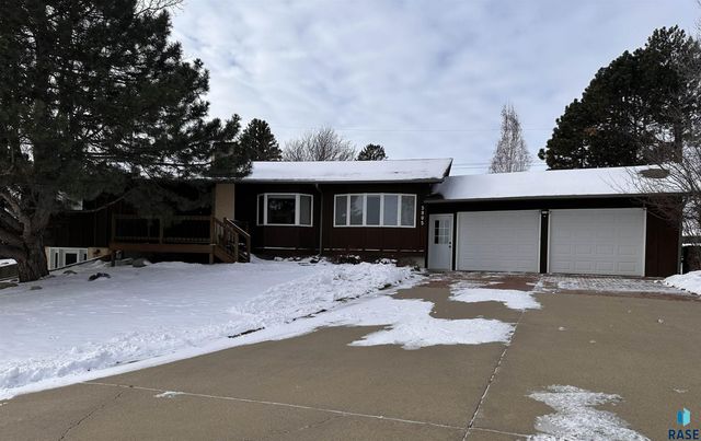 3905 N Longview Ave Avenue, Sioux Falls, SD 57107
