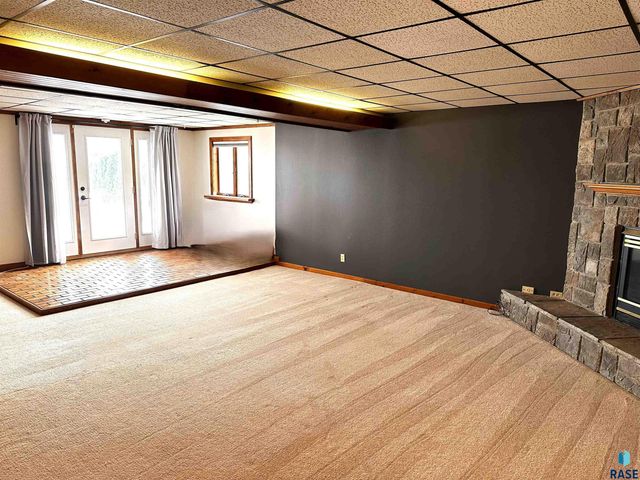 3905 N Longview Ave Avenue, Sioux Falls, SD 57107