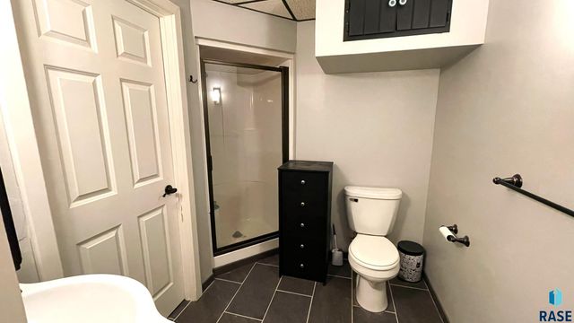 3905 N Longview Ave Avenue, Sioux Falls, SD 57107