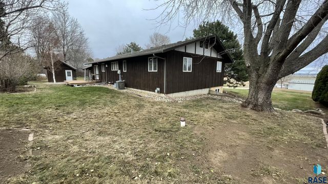 3905 N Longview Ave Avenue, Sioux Falls, SD 57107
